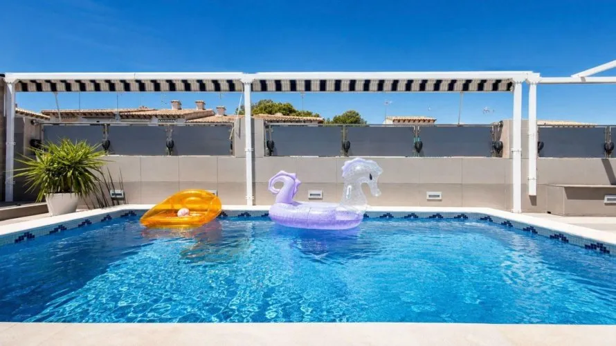 5 bedrooms house for sale, Los Balcones, Spain No. 3248 № 19