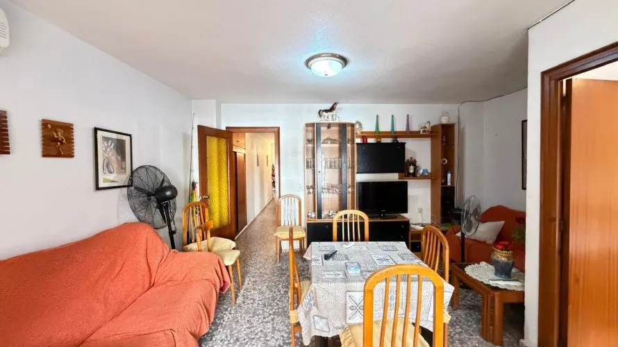 3 bedrooms apartment for sale, Torrevieja, Spain No. 3202 № 1