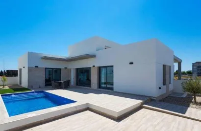 3 bedrooms villa for sale, Daya Nueva, Spain No. 3149