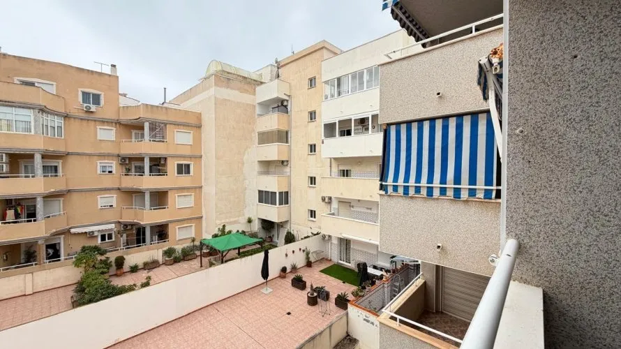 2 bedrooms apartment for sale, Torrevieja, Spain No. 3206 № 4