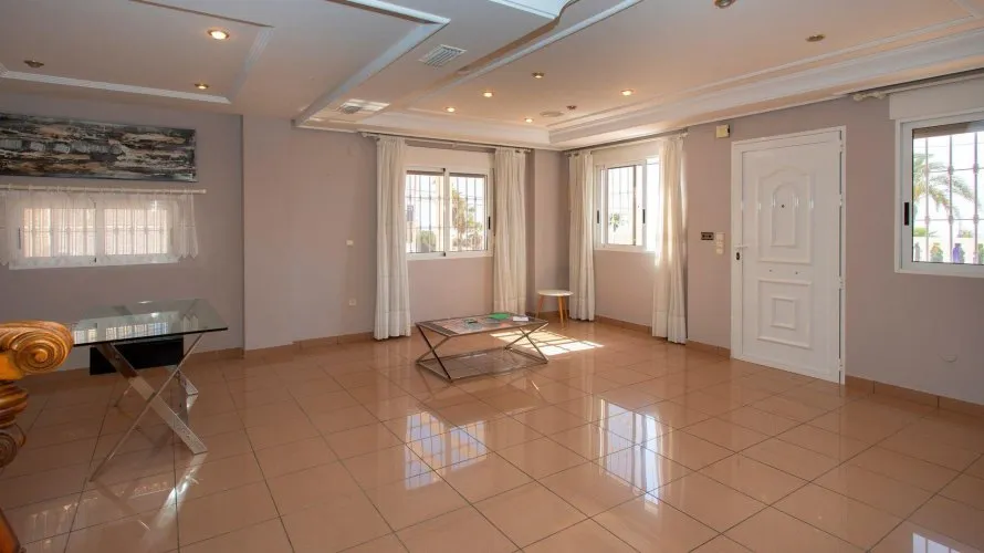 180m² villa for sale, Torrevieja, Spain No. 3165 № 18