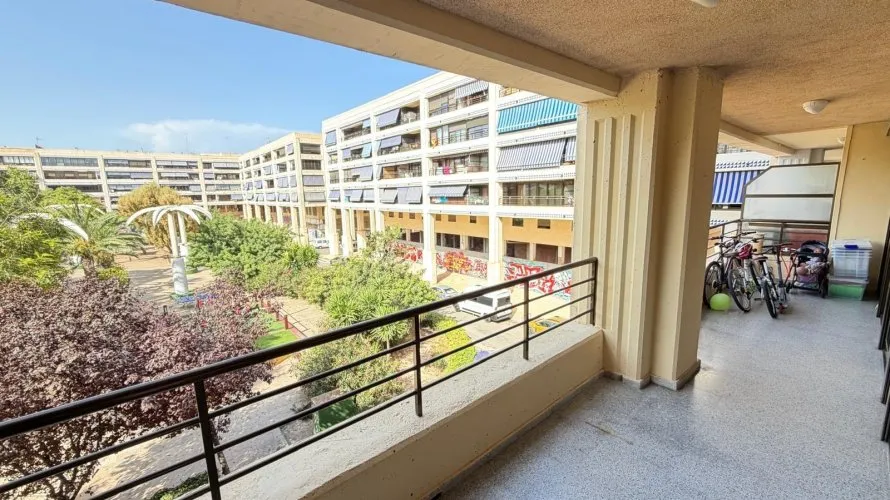 3 bedrooms apartment for sale, Guardamar del Segura, Spain No. 3135 № 17