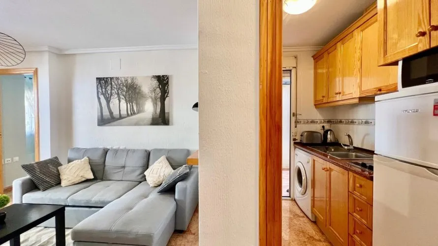 1 bedroom apartment for sale, Torrevieja, Spain No. 3210 № 7