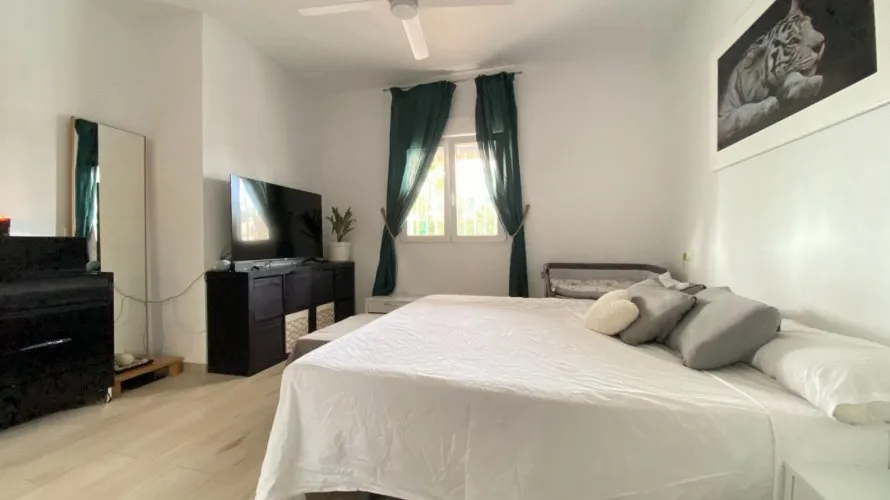 3 bedrooms apartment for sale, Torrevieja, Spain No. 3141 № 14