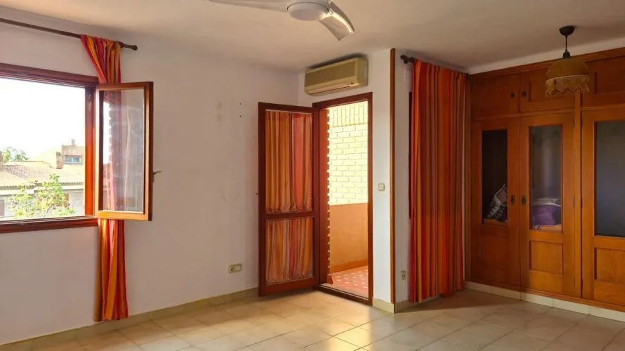 4 bedrooms house for sale, San Juan, Spain No. 3259 № 2