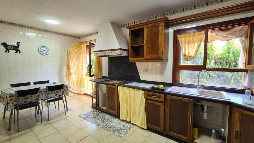 4 bedrooms house for sale, San Juan, Spain No. 3259 № 19